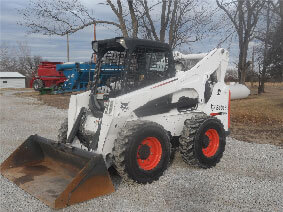 Example of Fox River Tractor construction equipment